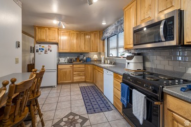 A truly rare opportunity to own one of Moab's most desirable - photo 37