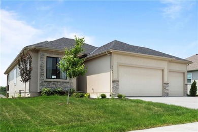 (private lake, pond, creek) Home For Sale in Lees Summit Missouri