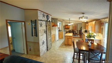Welcome to your lakefront retreat! This super cute, updated 4 - photo 20