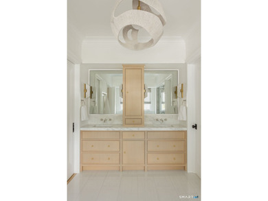 Your new fully custom near beach luxury residence is ready for - photo 20