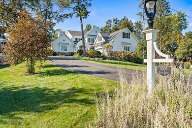 Extraordinary Custom lakefront home by Colby Construction on - photo 25