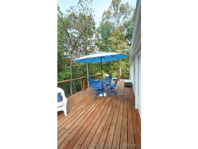 Welcome to your lakefront retreat! This super cute, updated 4 - photo 40