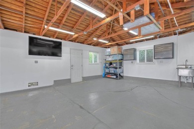156 S Country Club Rd - photo 49