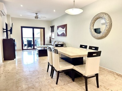 Superb beachfront apartment in Playa del Carmen, offering