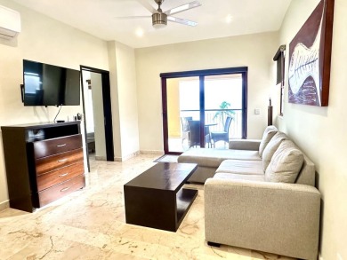 Superb beachfront apartment in Playa del Carmen, offering