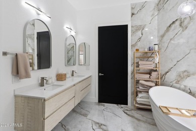 Beautifully reimagined and fully upgraded, this stunning home - photo 11
