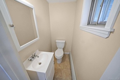 Welcome to this charming Hi Ranch in the heart of South Bellmore - photo 14