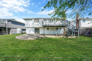Welcome to this charming Hi Ranch in the heart of South Bellmore - photo 17