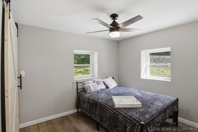 Adorable Lakefront Retreat/Newly Remodeled in 2026 at the 66MM - photo 18