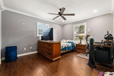 Explore this 4 Bed, 2 Bath pool home offering 1,800 sq ft under - photo 25