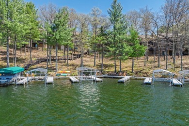 Experience exceptional Northwoods lakefront living with this - photo 29