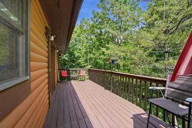 Feel like you're on vacation every day in this lovely log cabin - photo 32