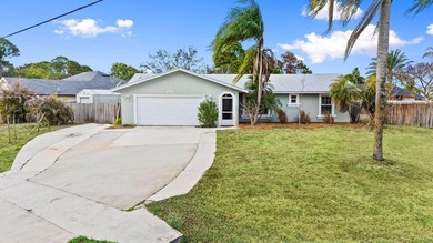 Explore this 4 Bed, 2 Bath pool home offering 1,800 sq ft under - photo 41