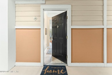 Lake Condo For Sale in Jacksonville, Florida