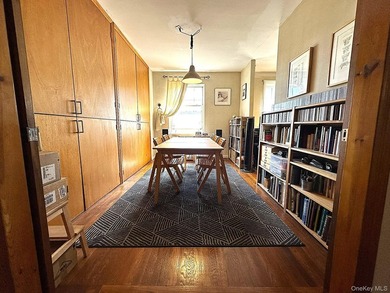 Forest Hills South * 1350 SF *Rare 3BR/2BATH* Ultimate Blank - photo 13