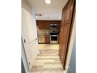 Beautiful large gulf front condo located about 1 mile from The - photo 14