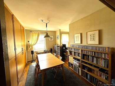 Forest Hills South * 1350 SF *Rare 3BR/2BATH* Ultimate Blank - photo 14