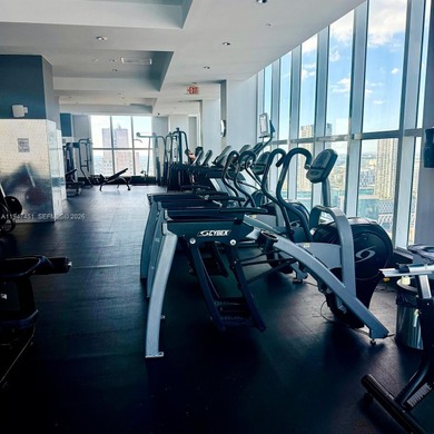 Fully furnished and turnkey residence in the heart of Downtown