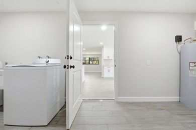 Fully remodeled 3-bedroom, 2-bath home with an attached garage - photo 20