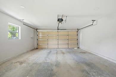 Fully remodeled 3-bedroom, 2-bath home with an attached garage - photo 21