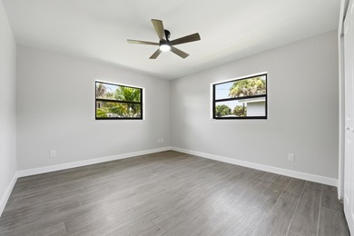 Fully remodeled 3-bedroom, 2-bath home with an attached garage - photo 22