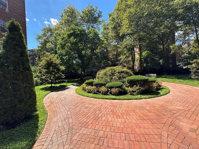 Forest Hills South * 1350 SF *Rare 3BR/2BATH* Ultimate Blank - photo 33