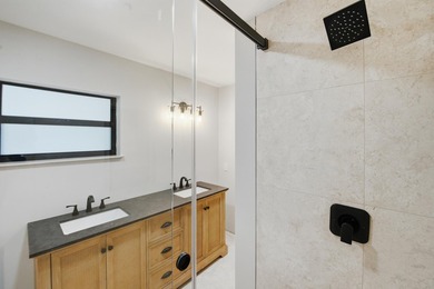 Fully remodeled 3-bedroom, 2-bath home with an attached garage - photo 33