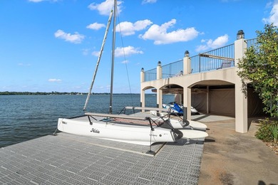 Luxury & Location! Are you hunting the absolutely incredible - photo 4