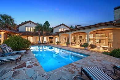 Luxury & Location! Are you hunting the absolutely incredible - photo 6