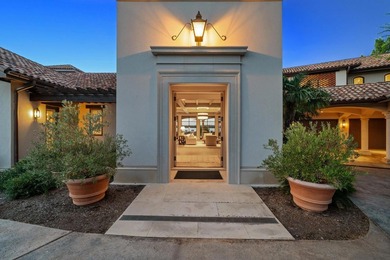 Luxury & Location! Are you hunting the absolutely incredible - photo 10