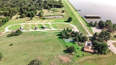 PRICED TO SELL! AMAZING OPPORTUNITY to purchase this Beautiful - photo 14