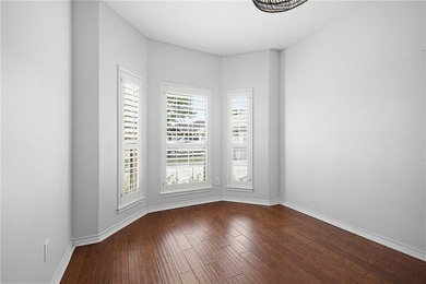 This delightful 2-bedroom, 2-bath townhome is primed for its new - photo 5