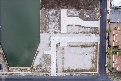 Your Dream Waterfront Opportunity in Portside Padre Island - photo 3