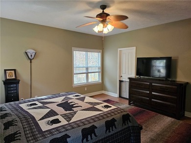 Looking for privacy, a lovely well maintained home & 1 +acre of - photo 24
