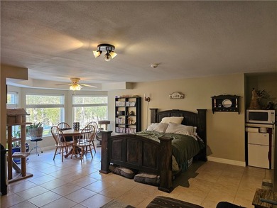 Looking for privacy, a lovely well maintained home & 1 +acre of - photo 34