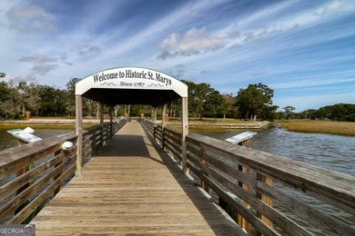 This 0.32 Acres lot has tall hardwood trees and smaller palm - photo 38