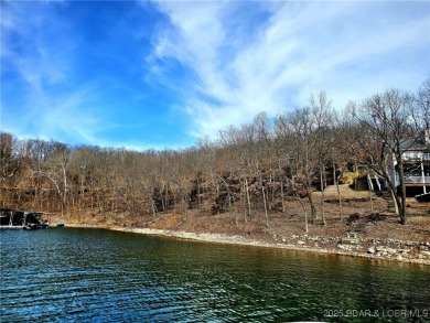 Lake Lot For Sale in Four Seasons, Missouri