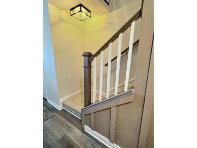 Welcome to this beautifully FHA/VA approved upgraded townhome - photo 11
