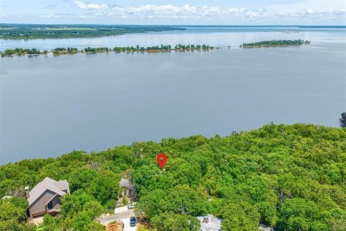 Lake Home Sale Pending in Pottsboro, Texas
