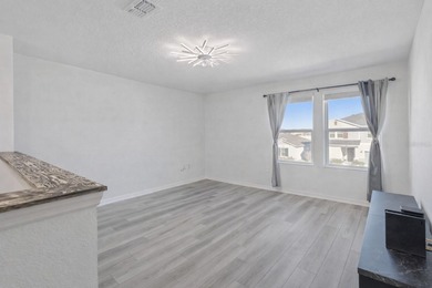 Virtually Staged. Move-In Incentive Available! Qualified buyers - photo 16