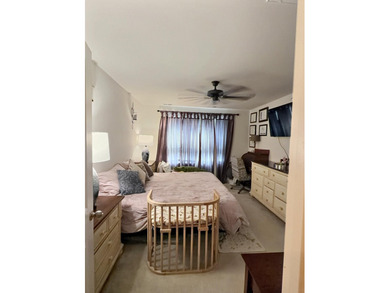Welcome to this beautifully FHA/VA approved upgraded townhome - photo 17