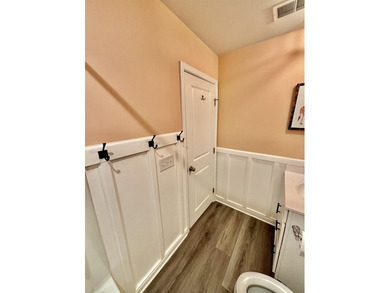 Welcome to this beautifully FHA/VA approved upgraded townhome - photo 21