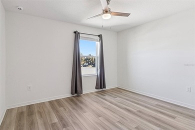 Virtually Staged. Move-In Incentive Available! Qualified buyers - photo 25