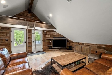 Strawberry Highlands is a one-of-one luxury estate nestled in - photo 25