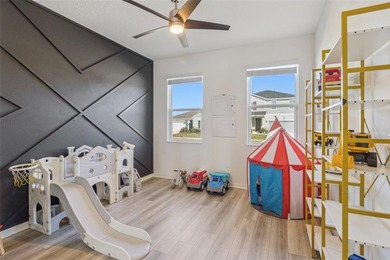 Virtually Staged. Move-In Incentive Available! Qualified buyers - photo 26