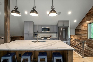Strawberry Highlands is a one-of-one luxury estate nestled in - photo 26