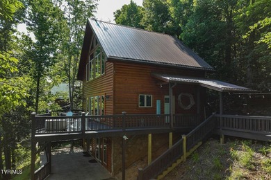 MOUNTAIN LAKE RETREAT with STUNNING VIEWS and LAKE ACCESS AND - photo 17