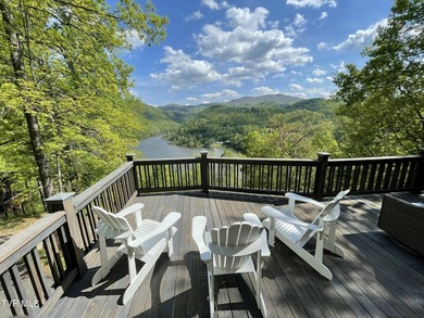 MOUNTAIN LAKE RETREAT with STUNNING VIEWS and LAKE ACCESS AND - photo 22