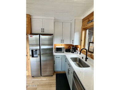 MOUNTAIN LAKE RETREAT with STUNNING VIEWS and LAKE ACCESS AND - photo 32
