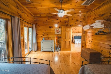 MOUNTAIN LAKE RETREAT with STUNNING VIEWS and LAKE ACCESS AND - photo 38